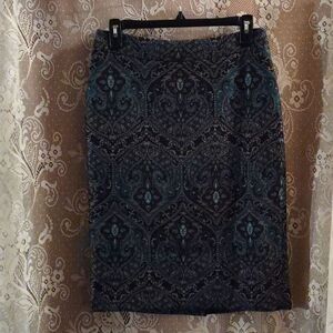 Talbot's Size 2 lined Blue Pink Teal Floral and Paisley pencil skirt‎ zip back